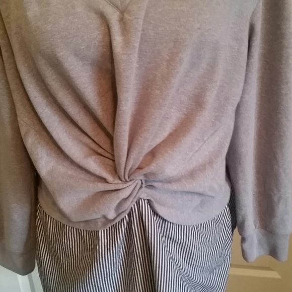 Soho Street layered look sweatshirt - Picture 2 of 4